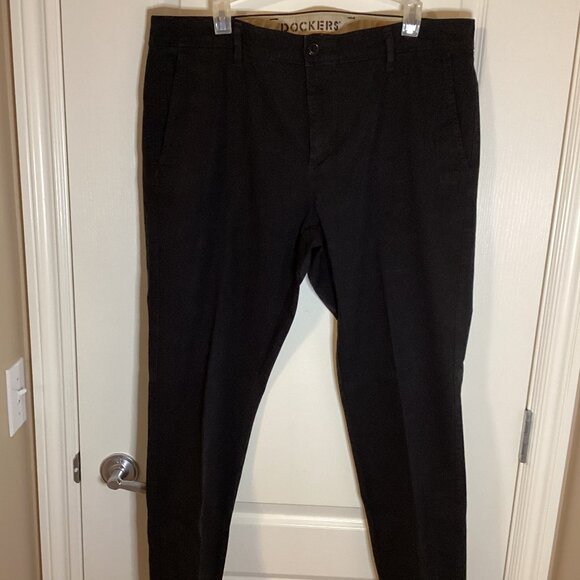 Dockers Ultimate Chino Men's Pants Smart 360 Flex Slim Fit Flat Front Black - Picture 1 of 12